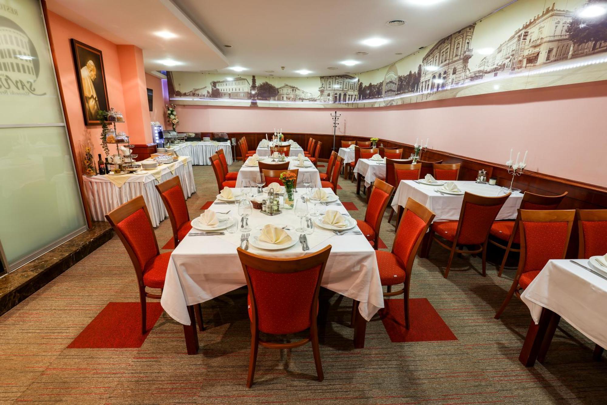 Hotel Savus Slavonski Brod Exterior foto