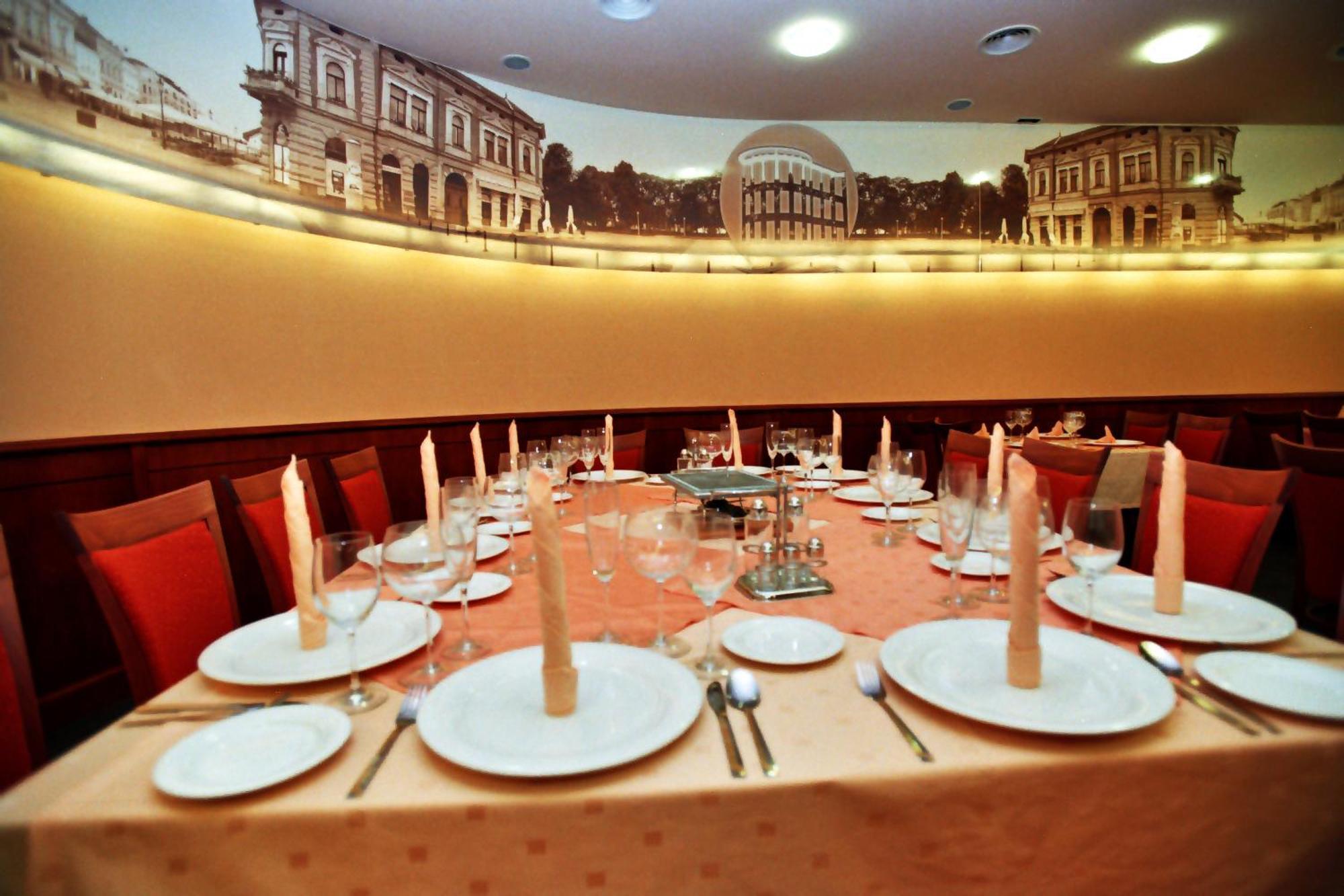 Hotel Savus Slavonski Brod Exterior foto