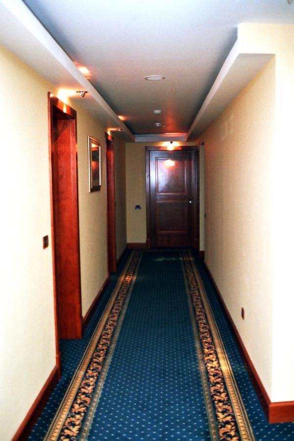 Hotel Savus Slavonski Brod Exterior foto