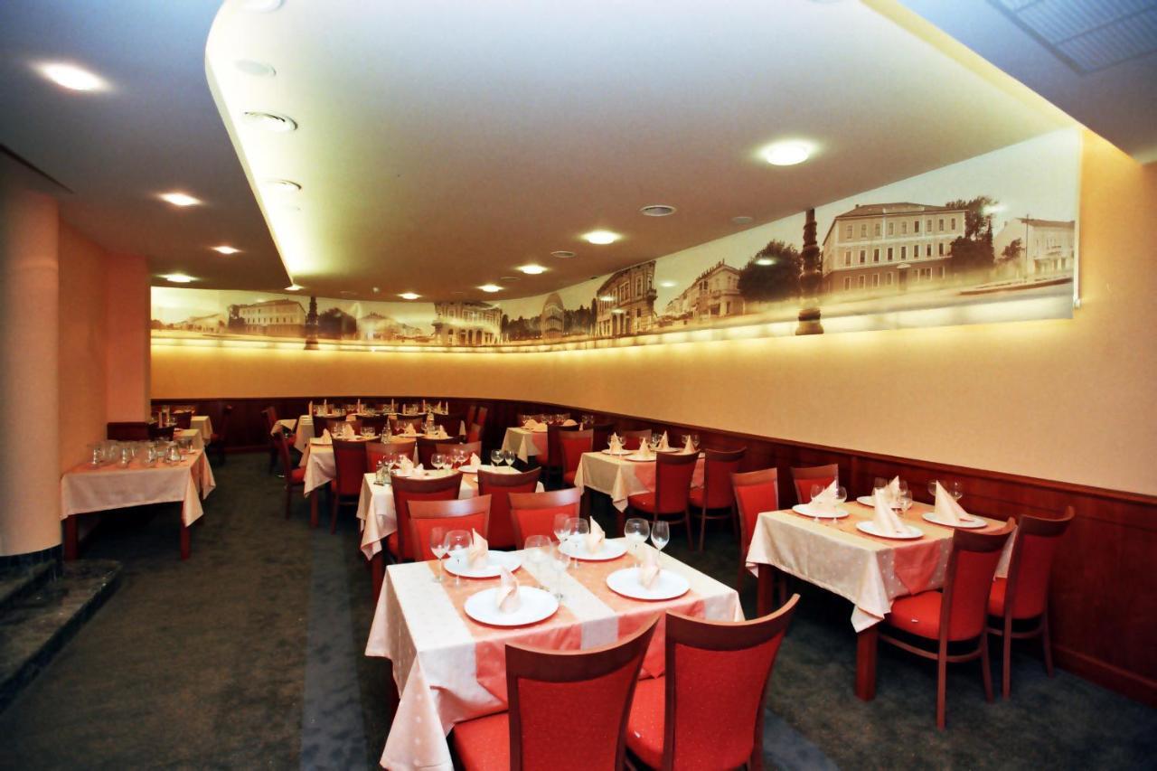 Hotel Savus Slavonski Brod Exterior foto